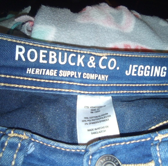 Jeans - Picture 3 of 4